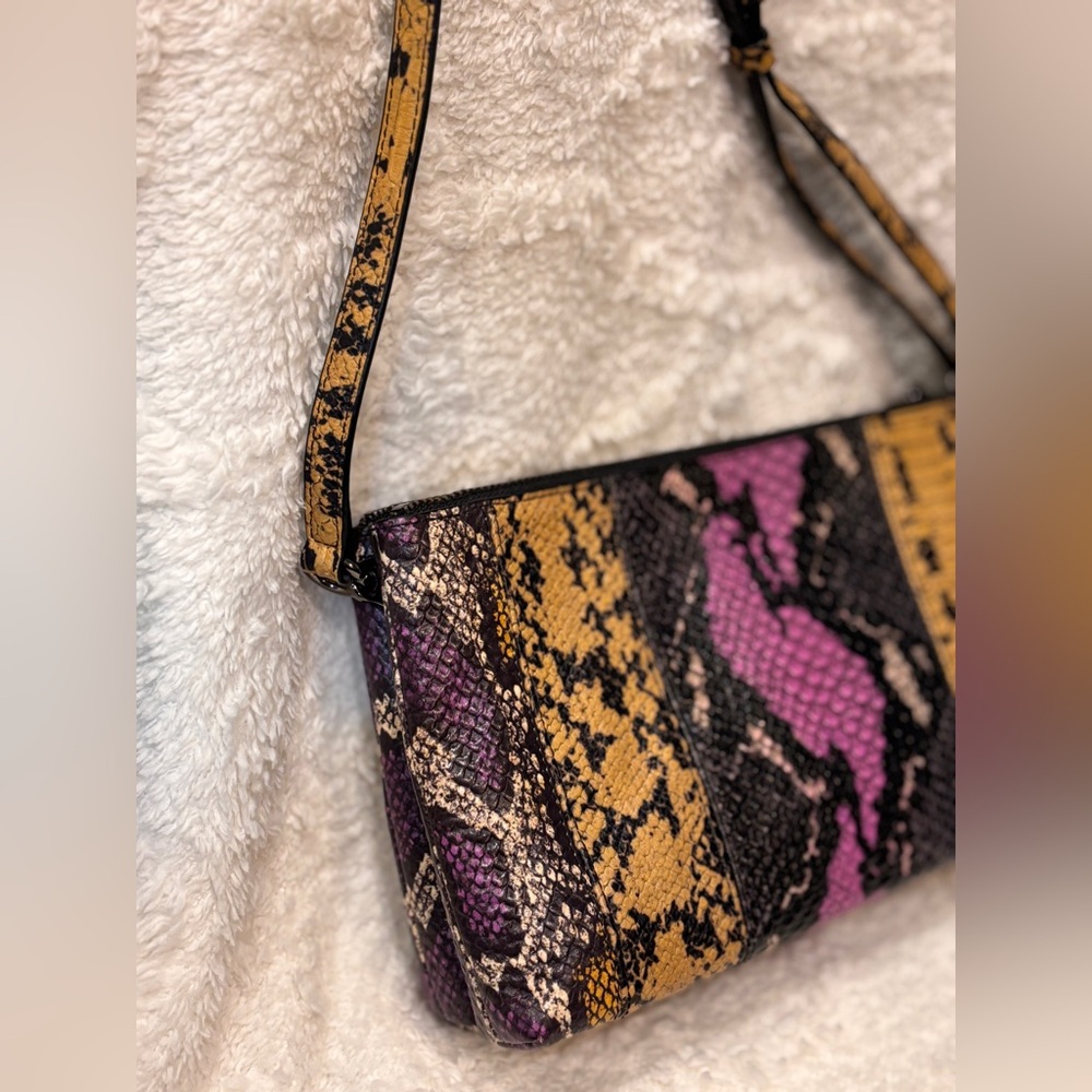 COACH F37172 Crosby Crossbody and Zip Around Wallet Set - Picture 4 of 16
